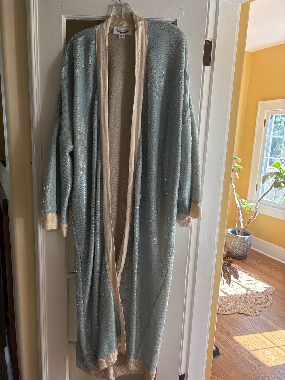 Sequin-Embellished Light Blue Women's Robe with Cream Trim